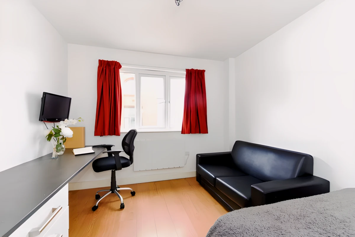 Studio Rooms view 3