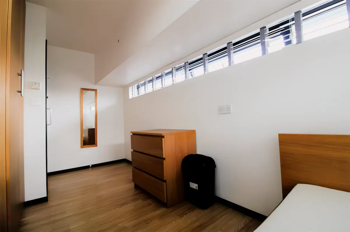 4 Bed 2 Bath