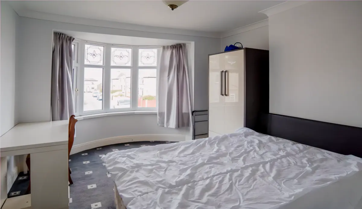 4 Bed 1 Bath