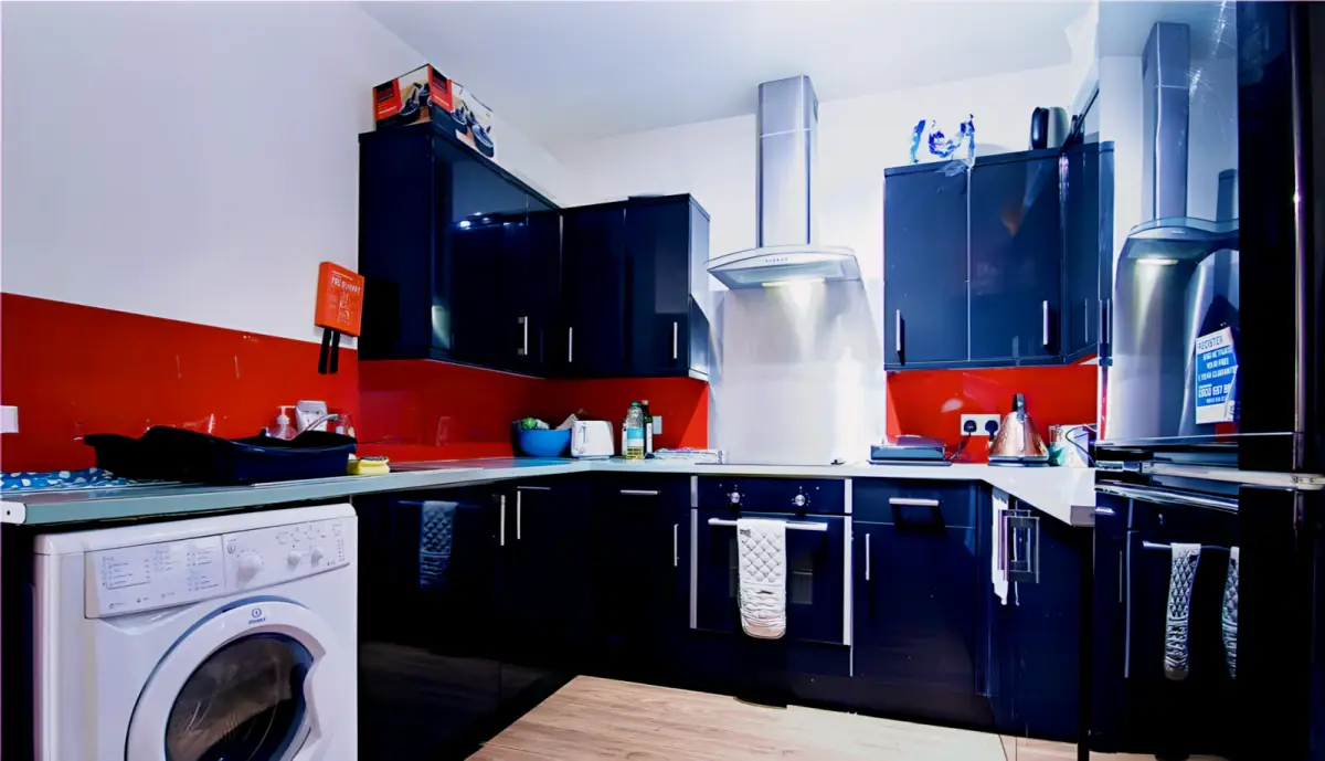 5 Bed 2 Bath