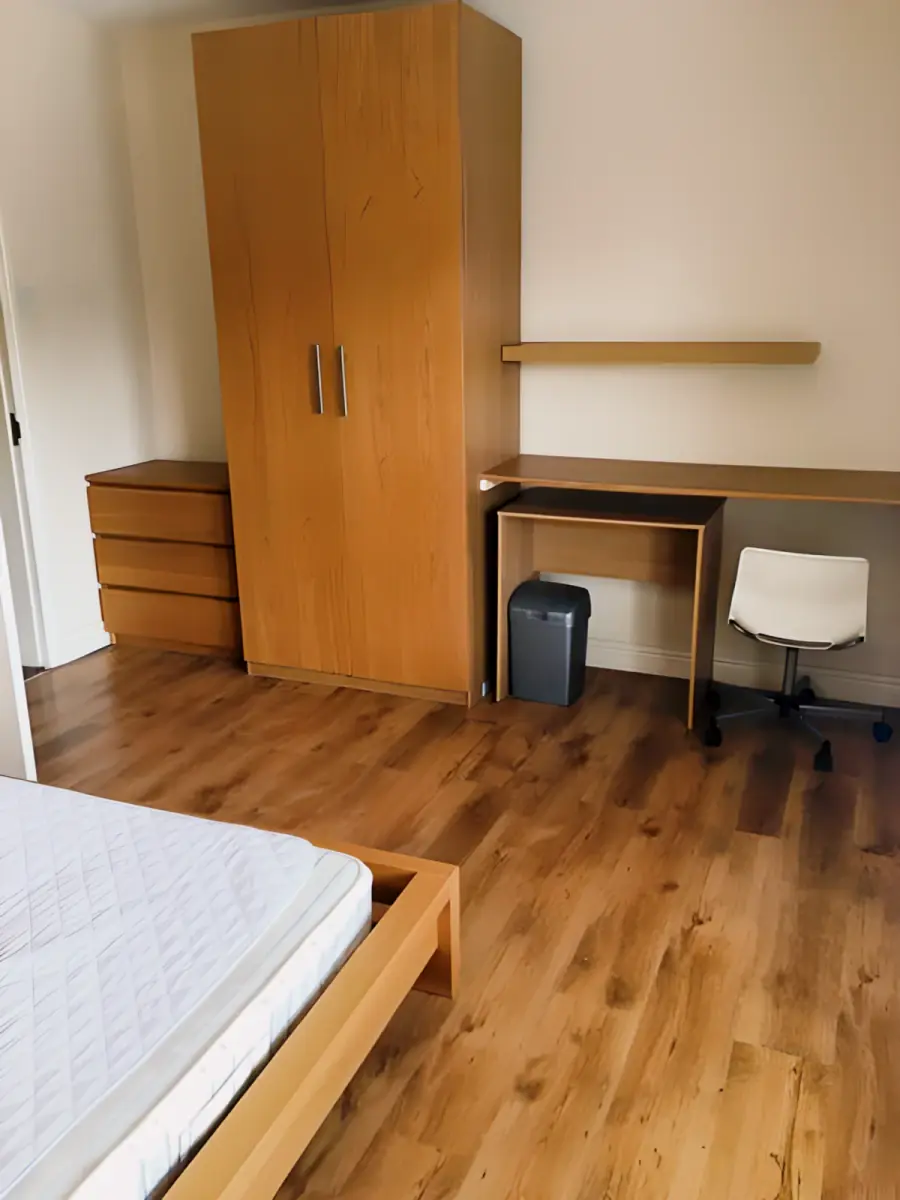 4 Bed 1 Bath