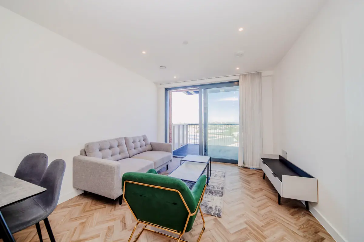 2 Bedroom 2 Bathroom Apartment 1104