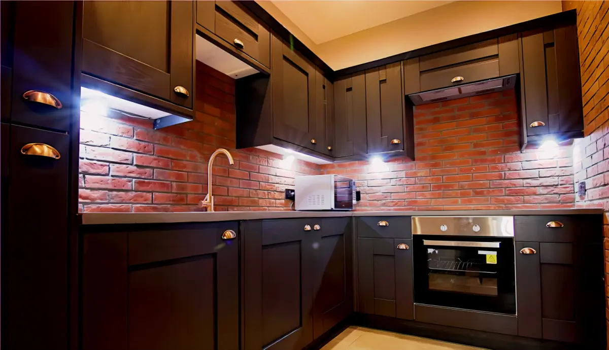 5 Bed 2 Bath