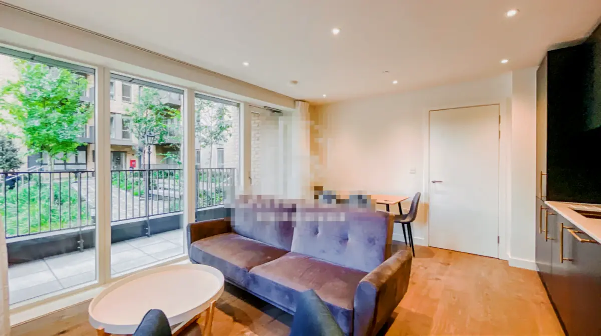 2 Rooms view 1
