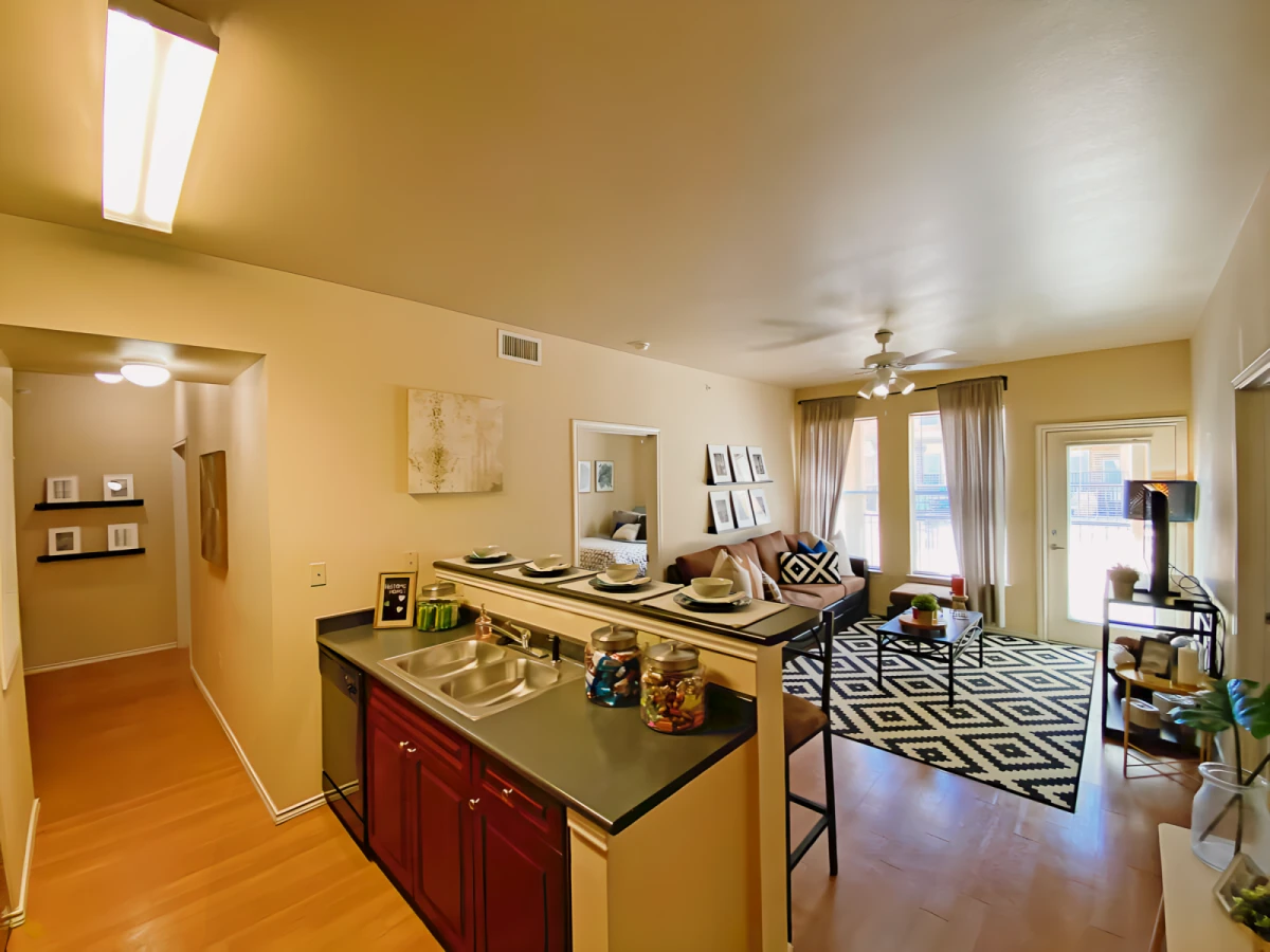 4 bed 4 bath