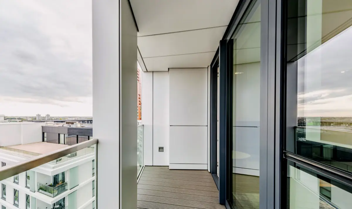 1 Bedroom 1 Bathroom Flat 80