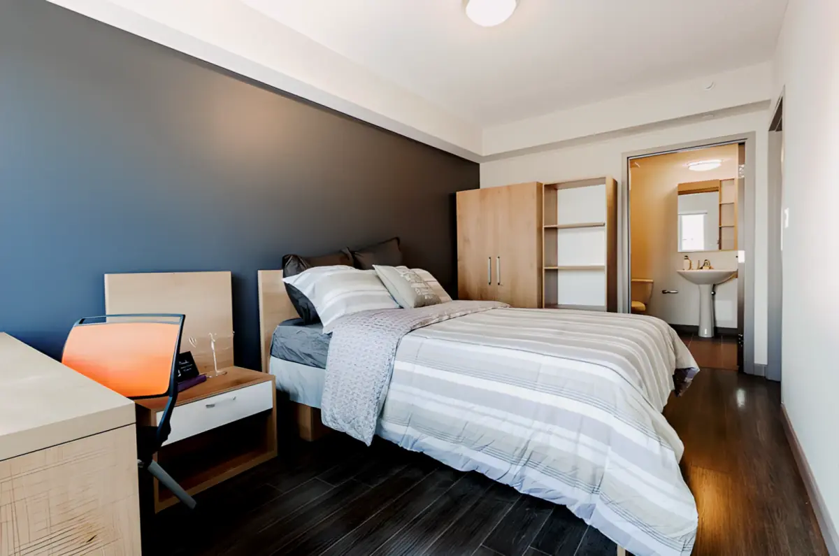 5 Bedroom