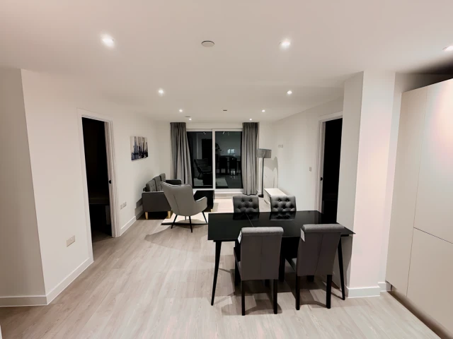2 bedrooms 2 bathrooms