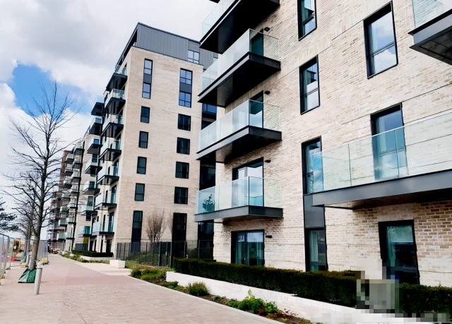 CW-Flat , Accolade Avenue, Southall