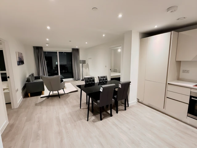 2 bedrooms 2 bathrooms