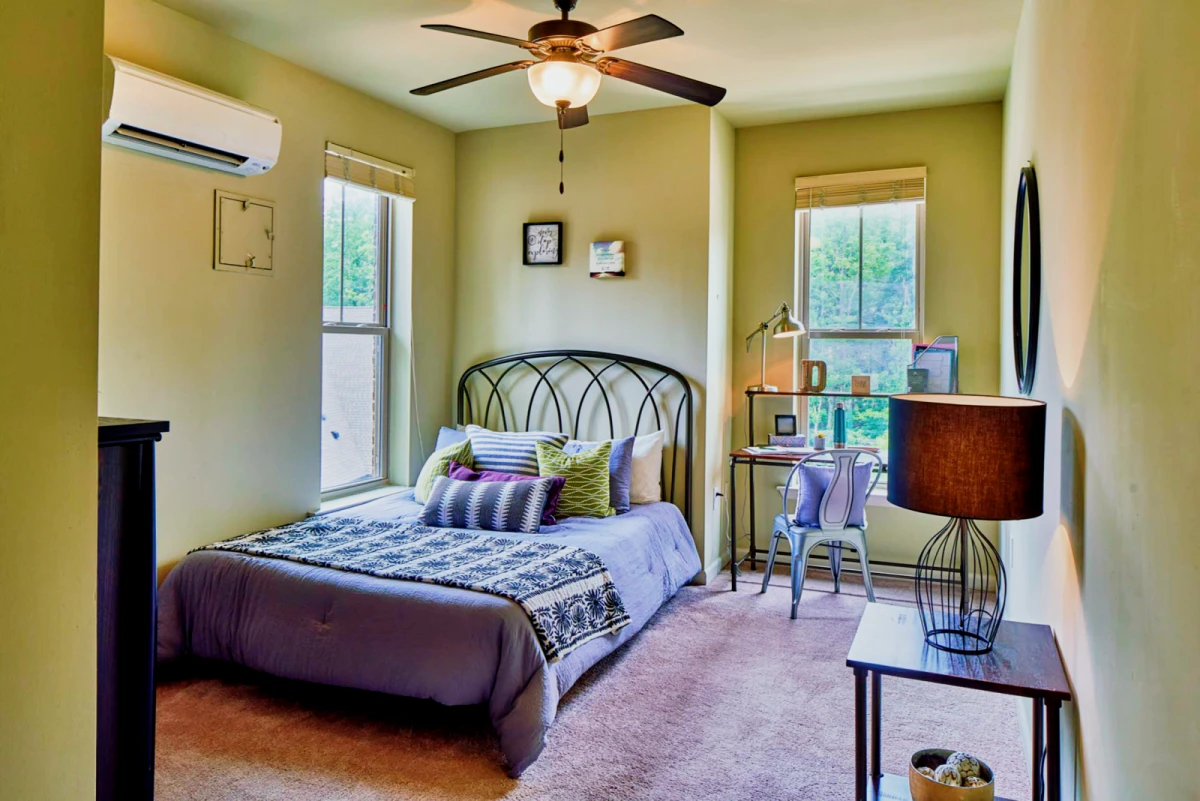 3BR/3BA Rooms view 1