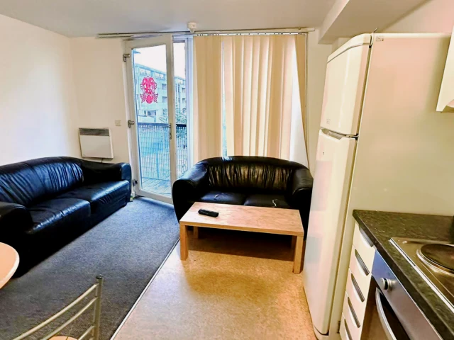 Trinity Court, 11tc