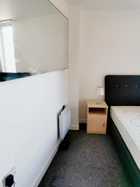 Trinity Court, 11tc