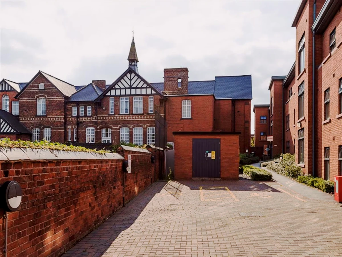 Abbeygate