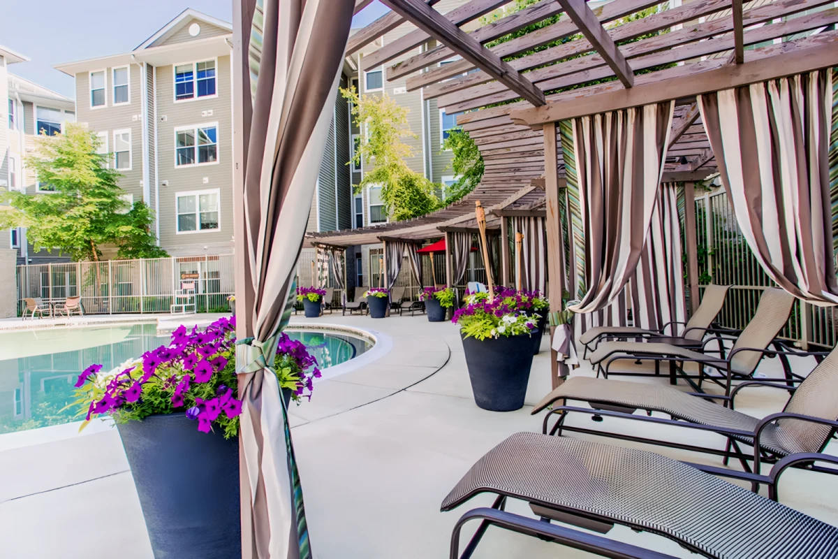 Outdoor Features