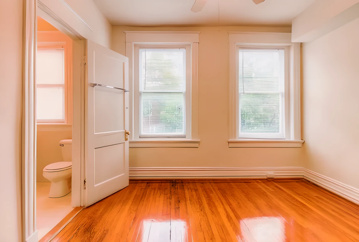 1 Bedroom/ 1 Bathroom