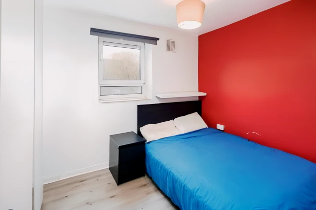 4 Bedroom 1 Bathroom