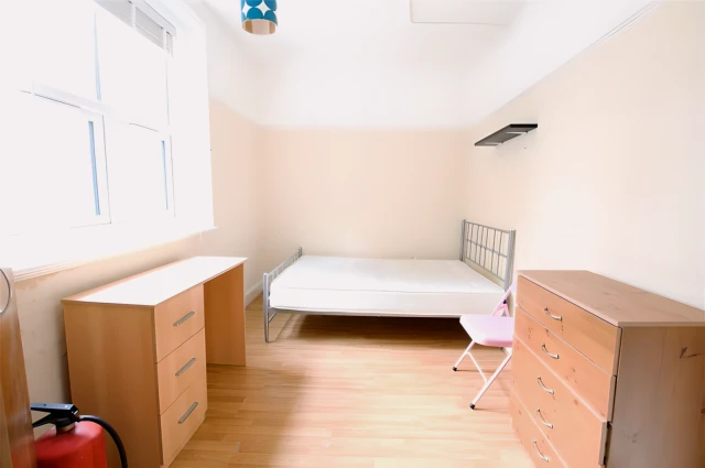 3 Bedroom 1 Bathroom