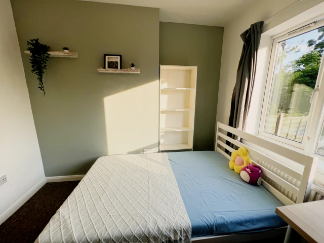 Property resident preview 4