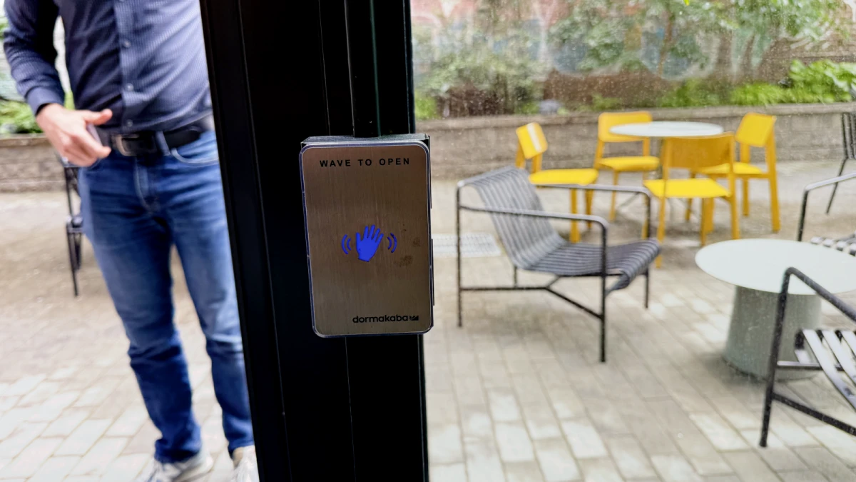Outdoor Features