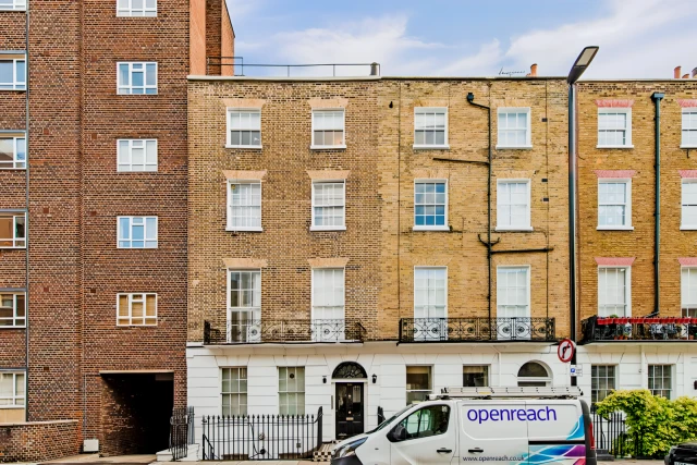 ST-Gloucester Place