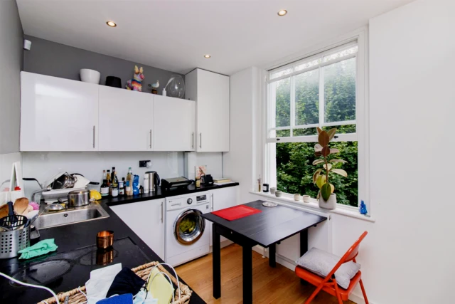 1 Bed 1 Bath, 36C