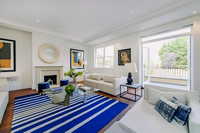 6 Bed 4 Bath, 2