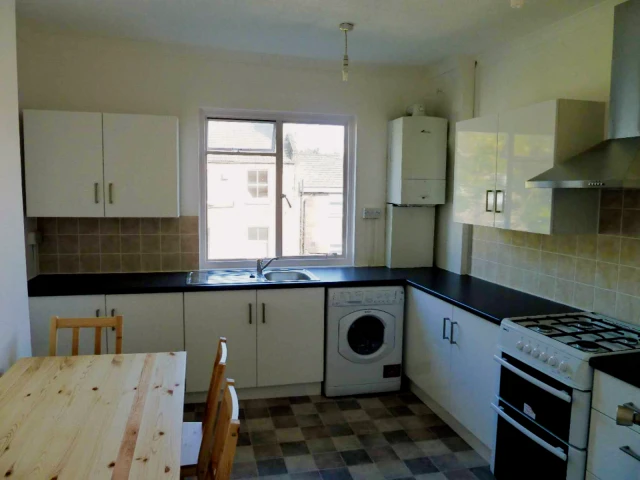 2 Bedroom 1 Bathroom