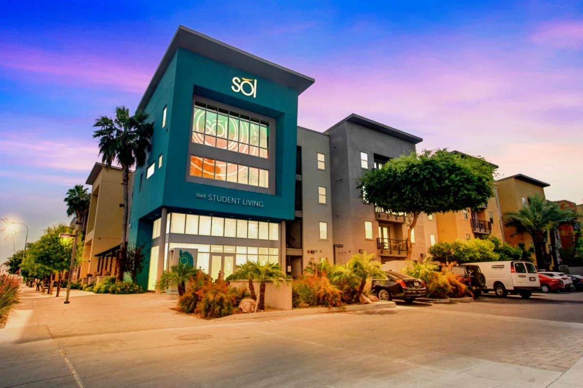 Sol Apartments