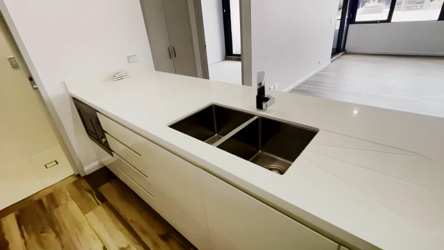 3 bed 2 bath+study