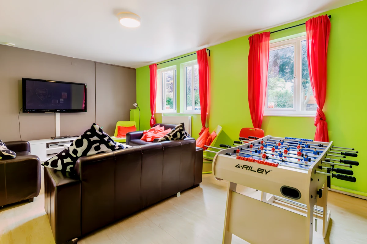 Property resident preview 4