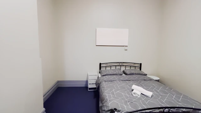 Room5