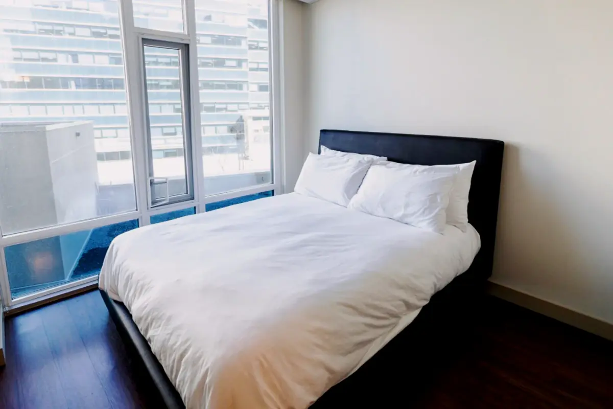1 Rooms view 1