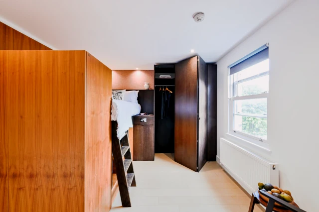 Standard En-Suite
