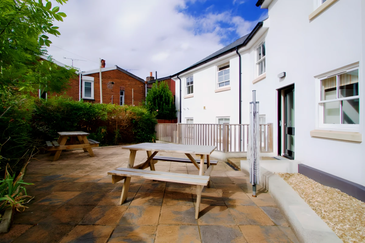 Outdoor Features