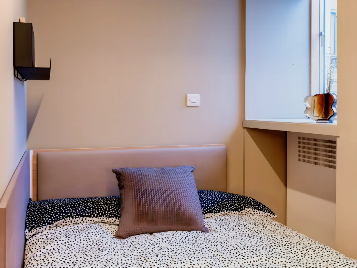 Single Bed Studio