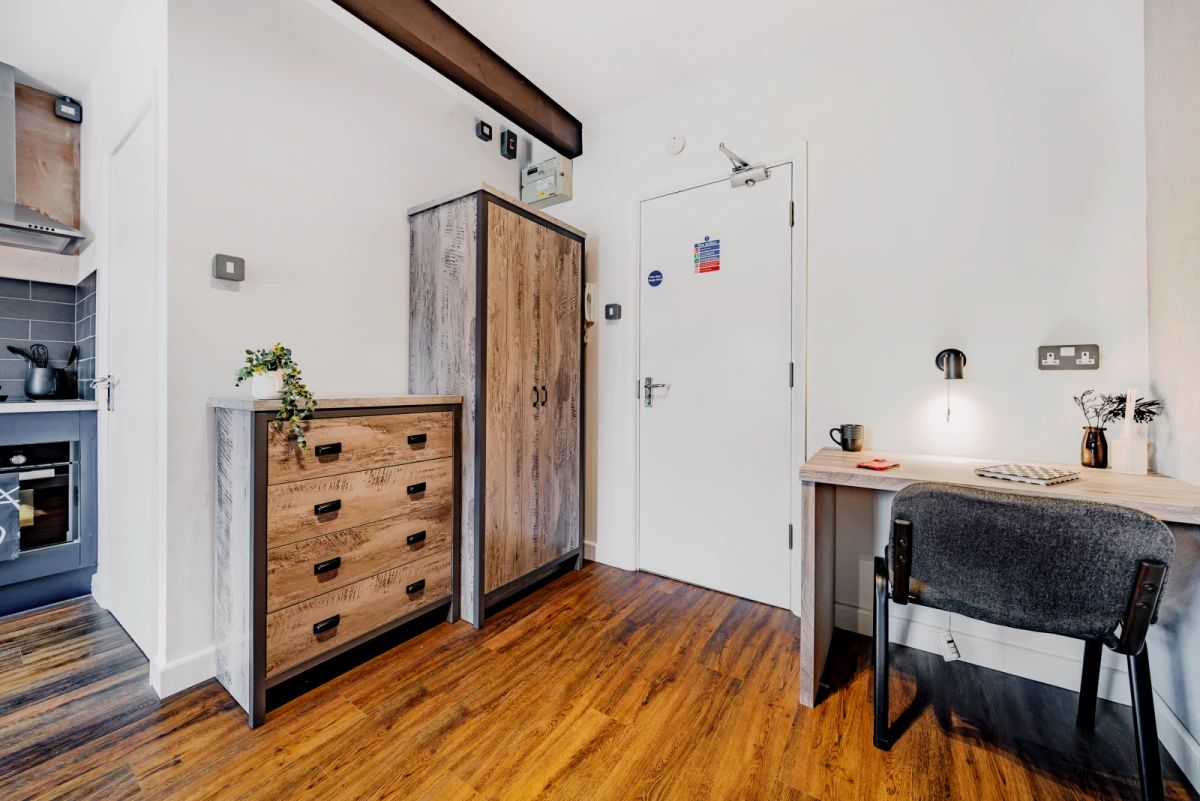 Studio Rooms view 3