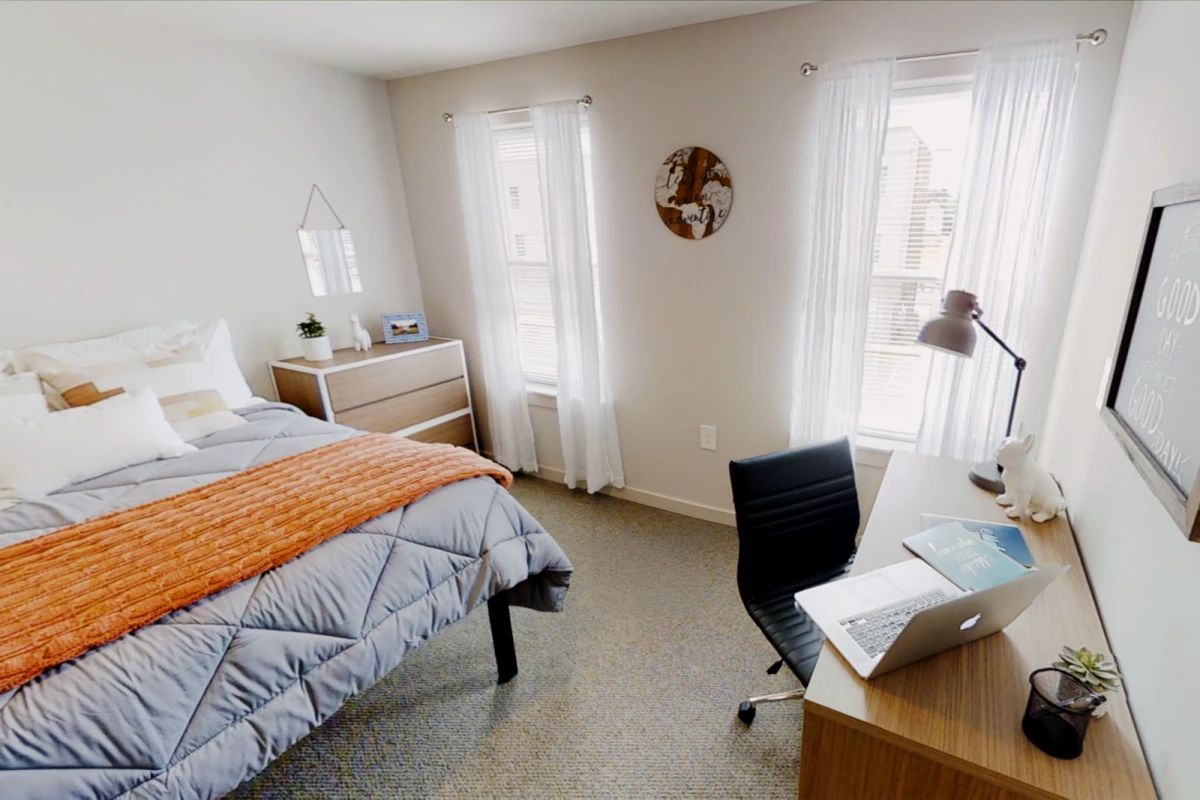 6x6 Rooms view 1