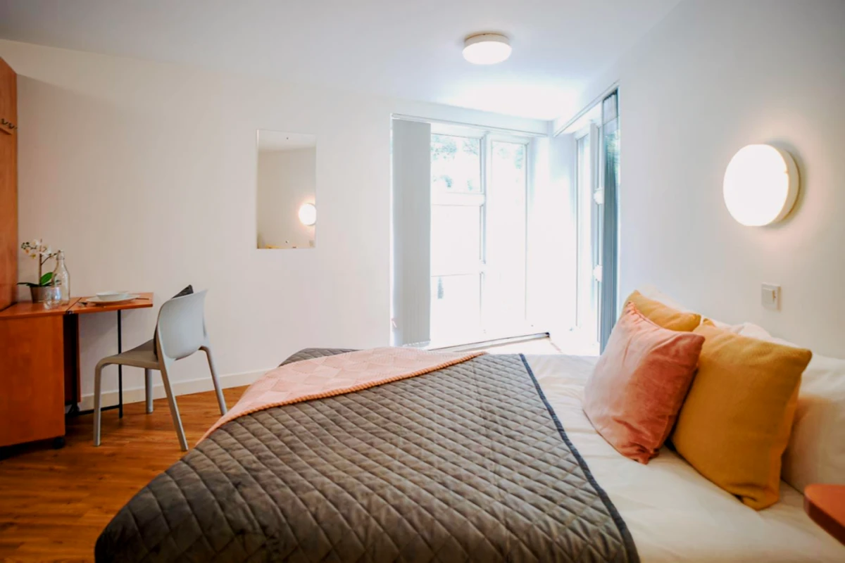 Studio Rooms view 4