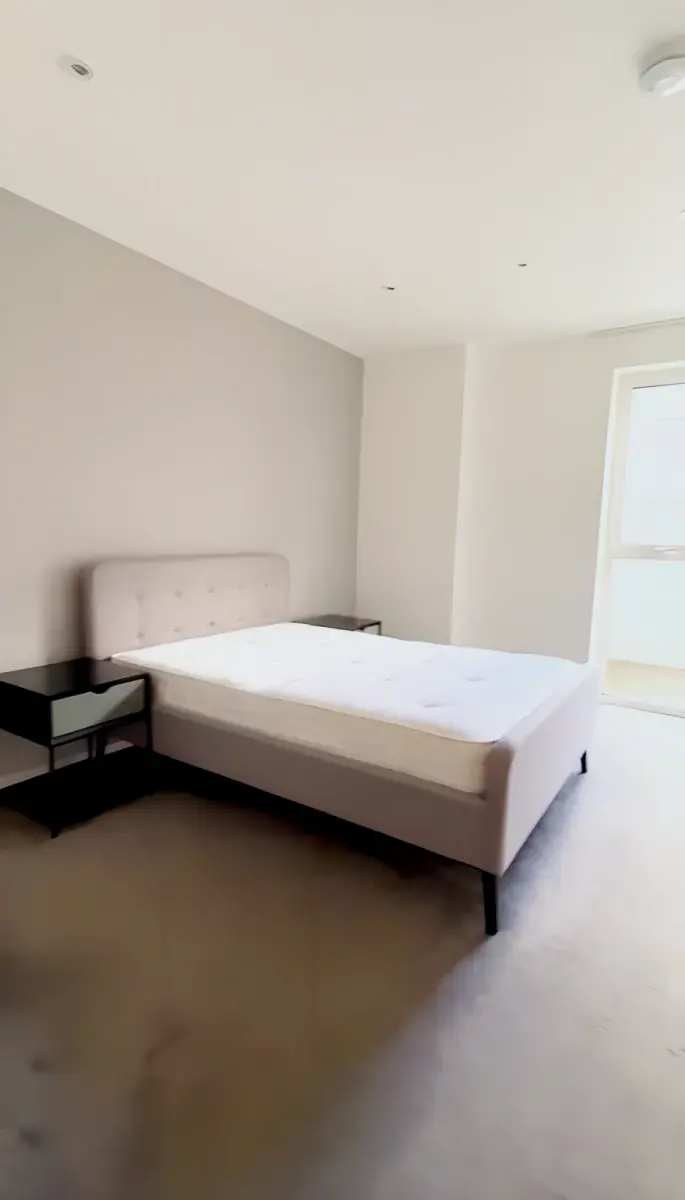 2 Rooms view 1