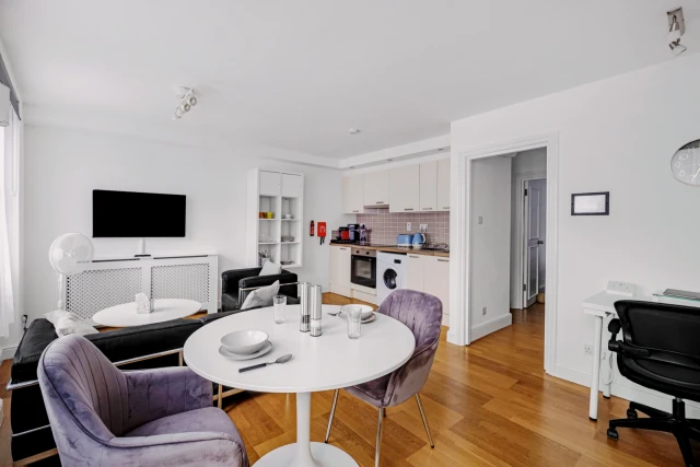 1 Bedroom 1 Bathroom