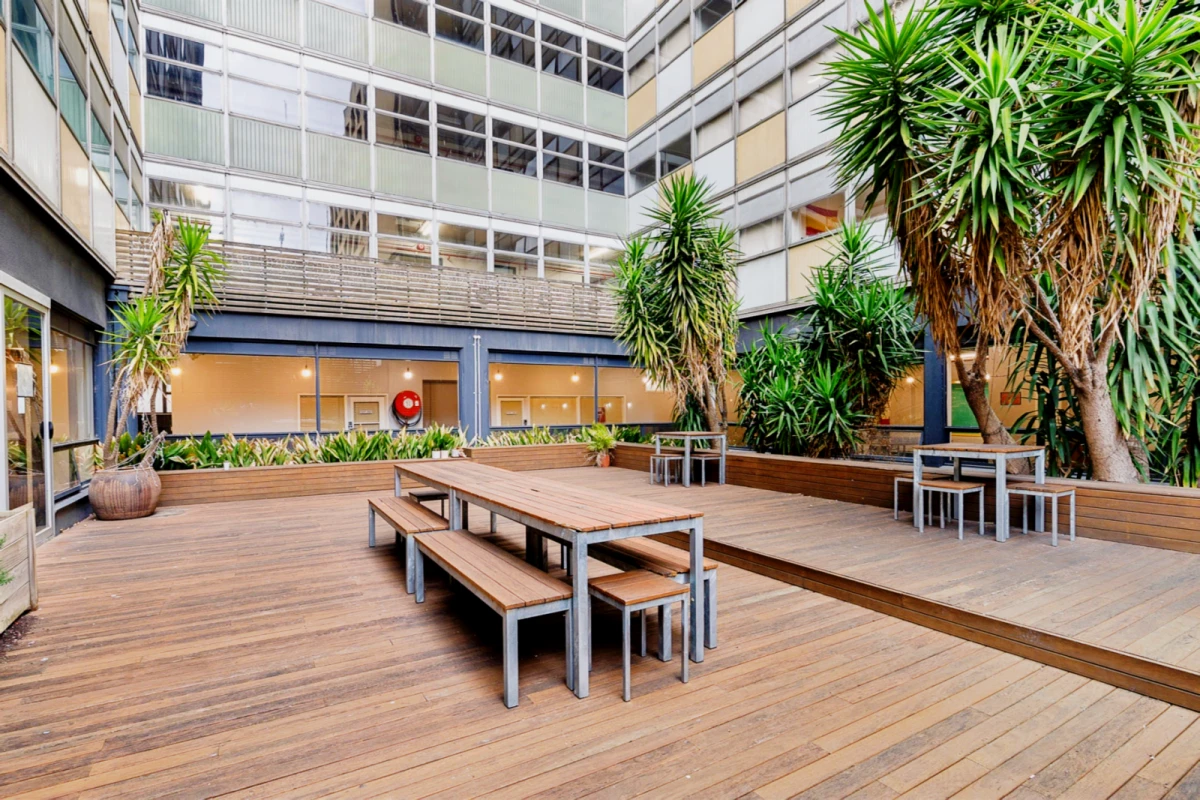 Outdoor Features