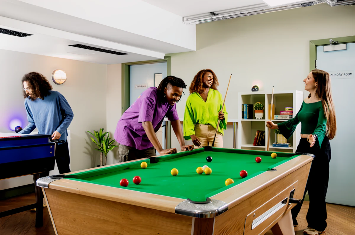 Student Living Heights, London EC1V 7AF