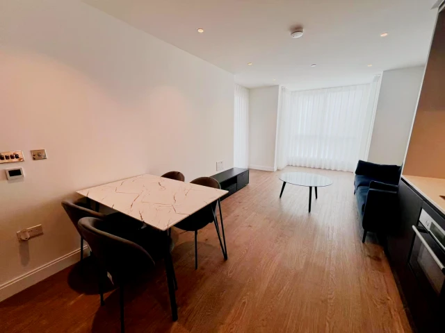 1 Bedroom 1 Bathroom Flat 66