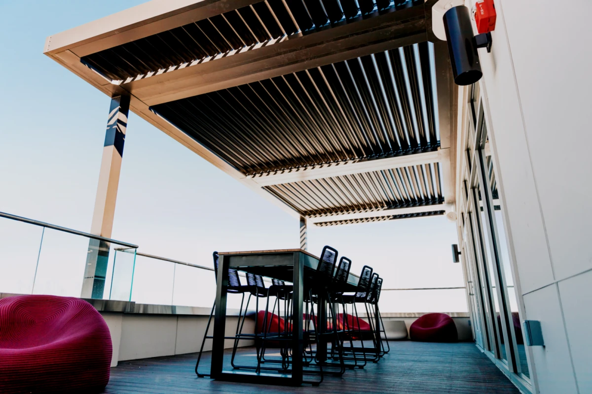 Outdoor Features