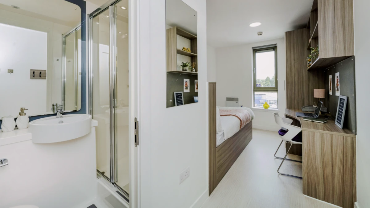 Ensuite Rooms view 3