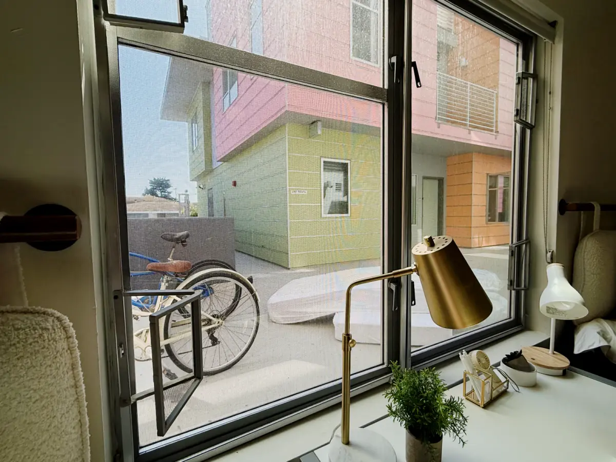 2 Rooms view 2