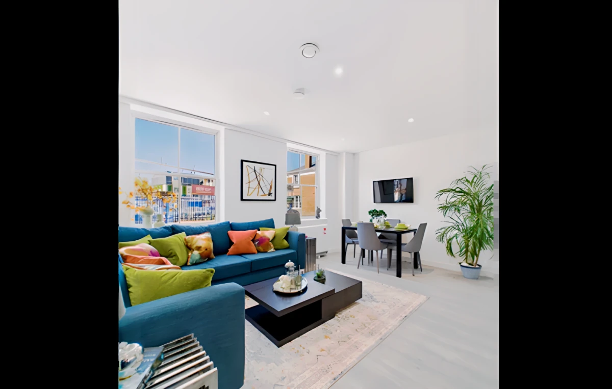 Deluxe Apartment