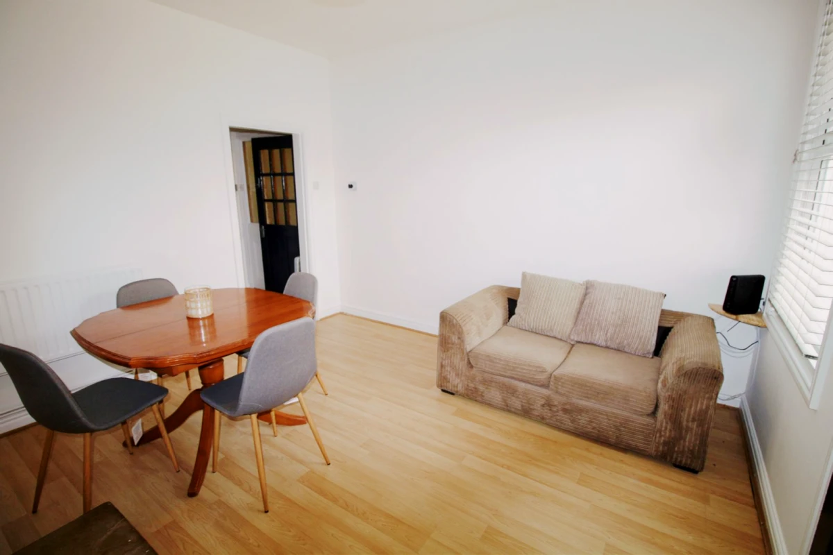 77 Canwick Road
