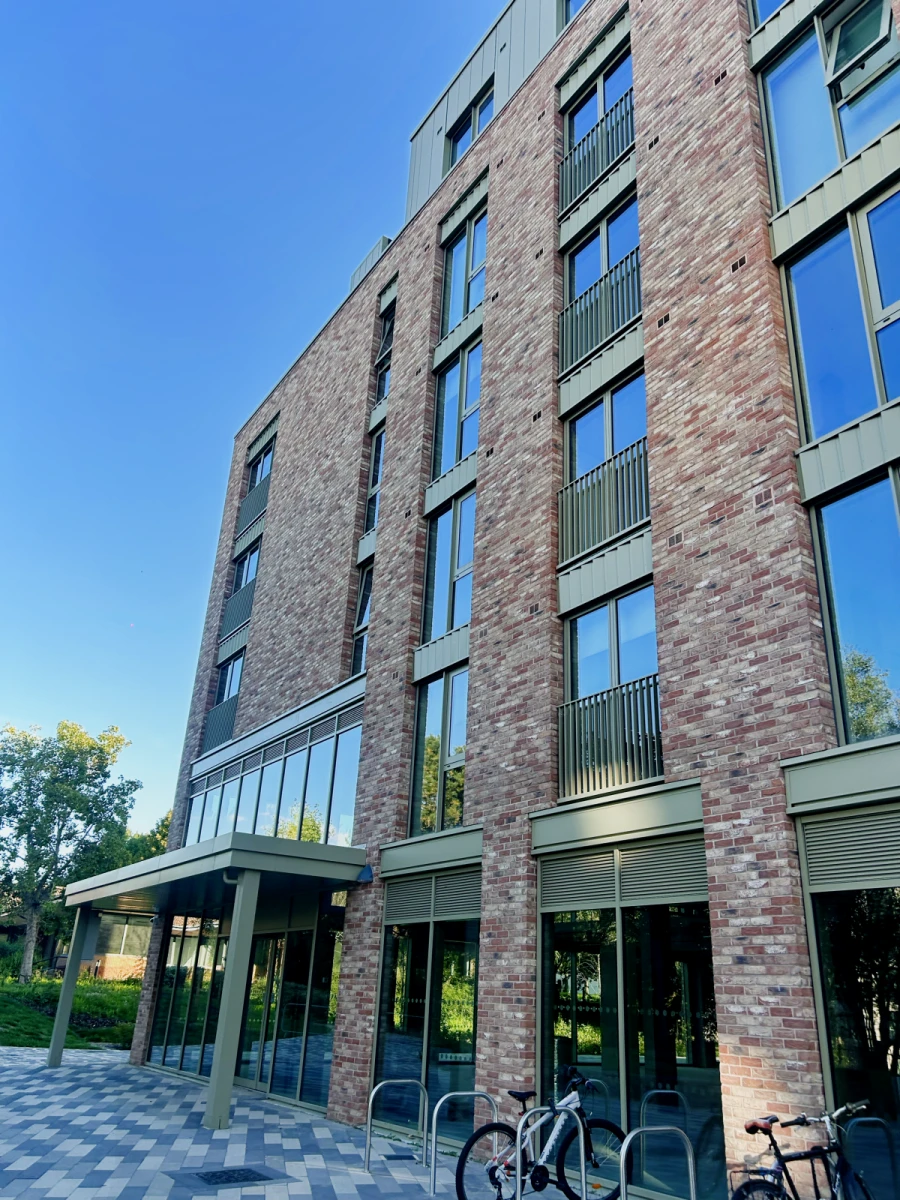 iQ Longwood Place